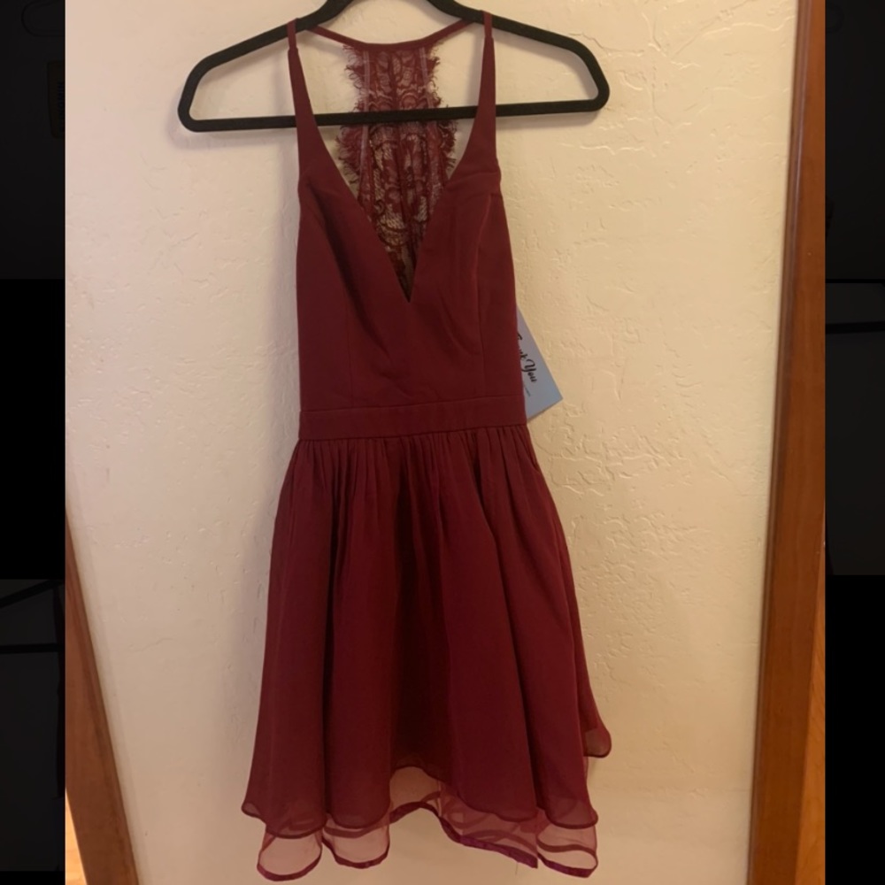 Simply Dresses Chiffon Short V-Neck Formal Dress